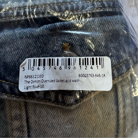 NastyGal - The Denim Oversized Jacket - Picture 6 of 7